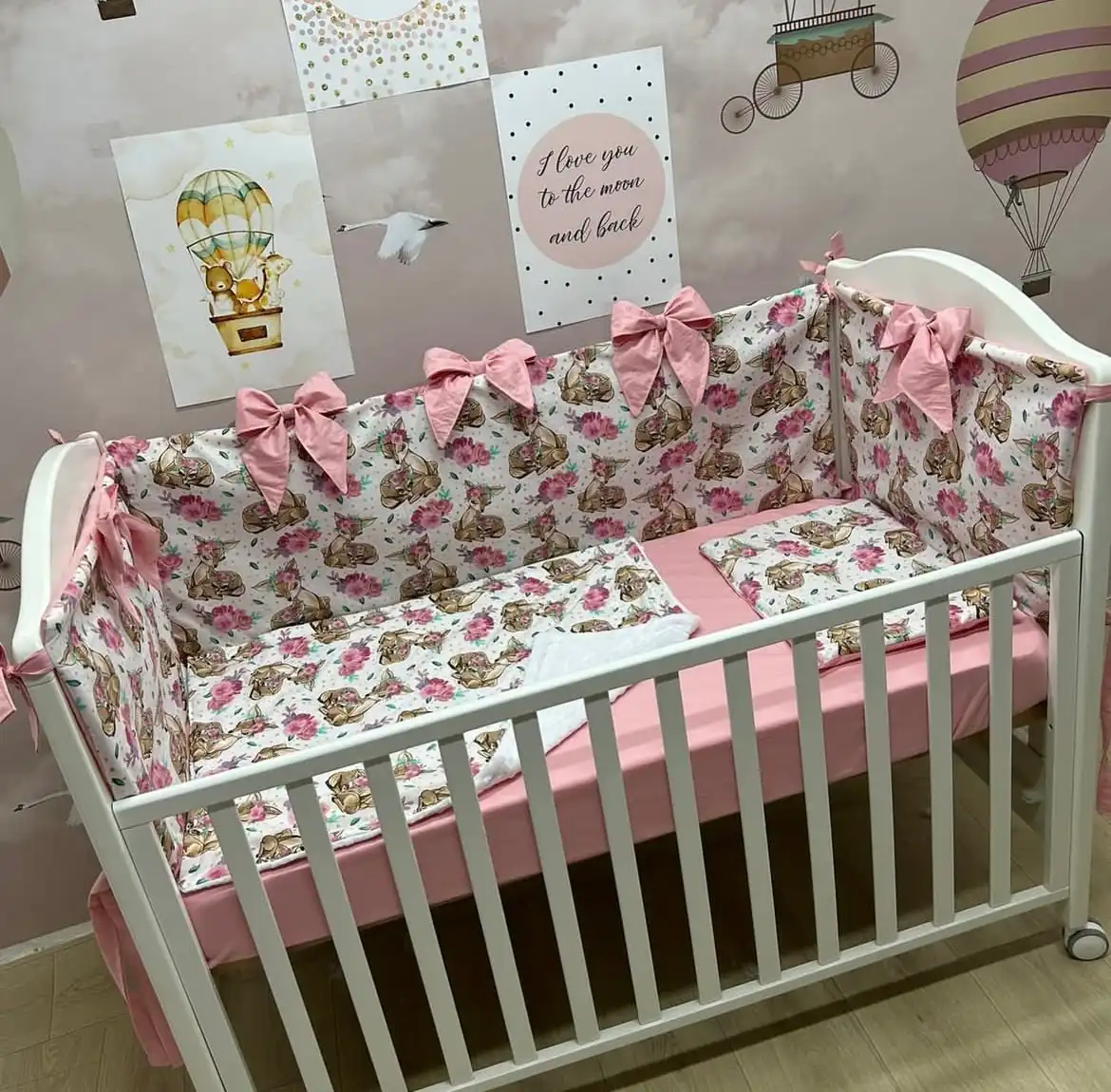 IMG_2133 Posteljina sa ravnom ogradicom na koflinu "Mašnica" - Slika 1