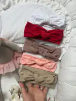 Trakica sa čvor mašnom