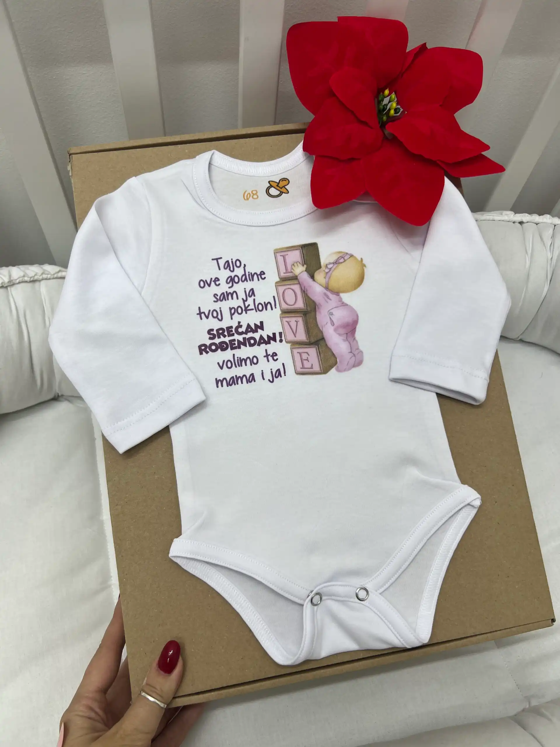 IMG_6439 Tata ove godine sam ja tvoj poklon za rođendan,beba sa kockicama-Bodić :) - Slika 1