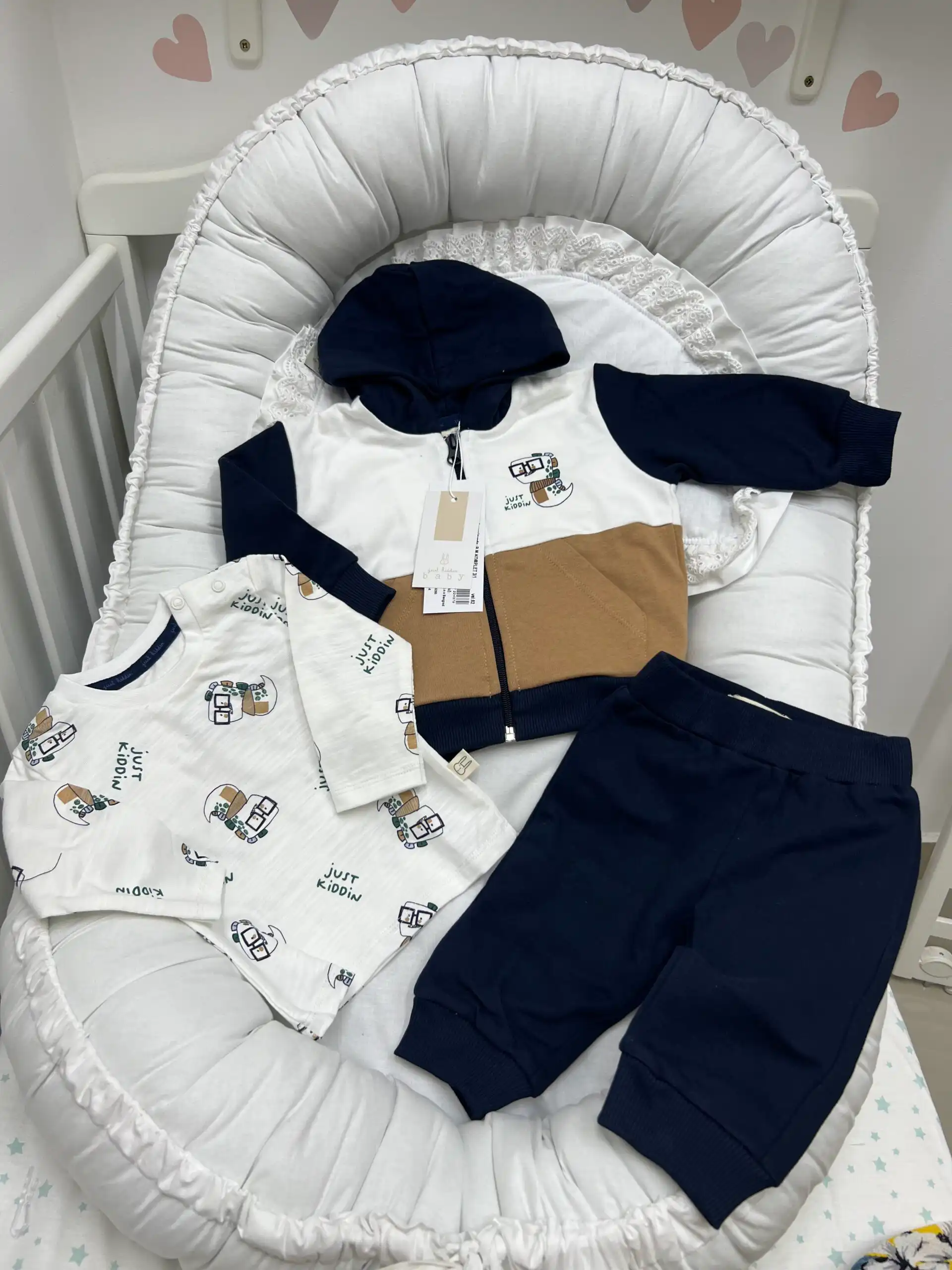 jukikotrzadetrde2 (2) Just kiddin komplet za dečake 3/1 - Slika 1