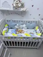 Set posteljine za krevetac Nasmejani oblačak – Plavo/žuto/belo - Slika 2