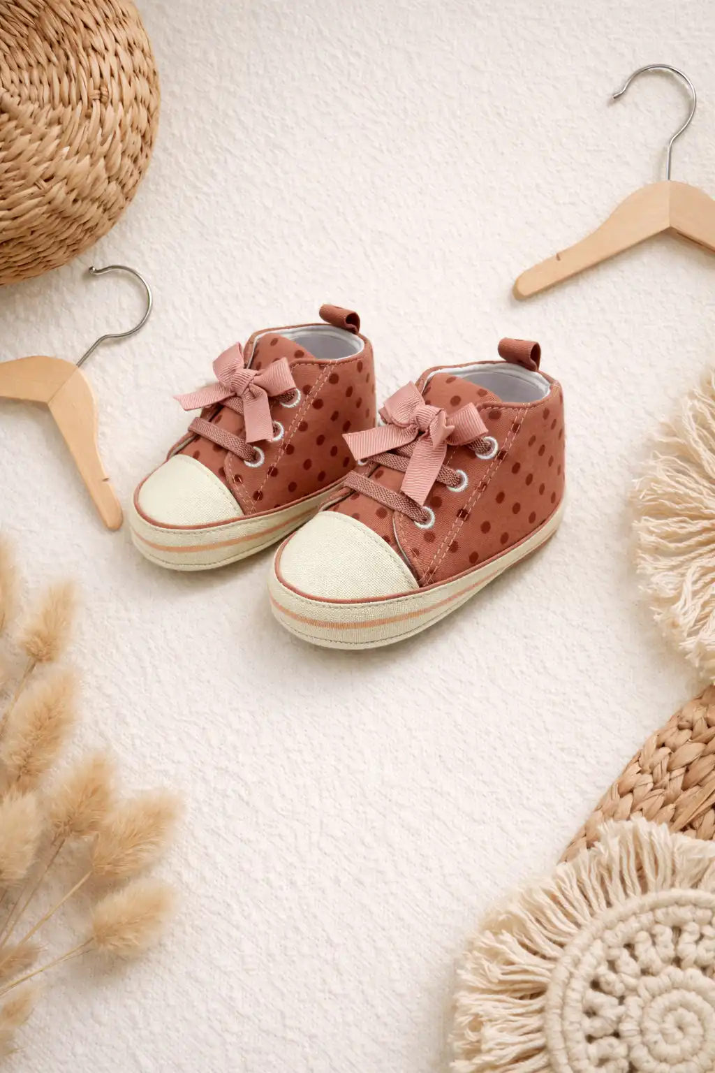 ChatGPT Image 20. феб 2026. 11_58_01 Jungle baby nehodajuće patike - tufnica - Slika 1