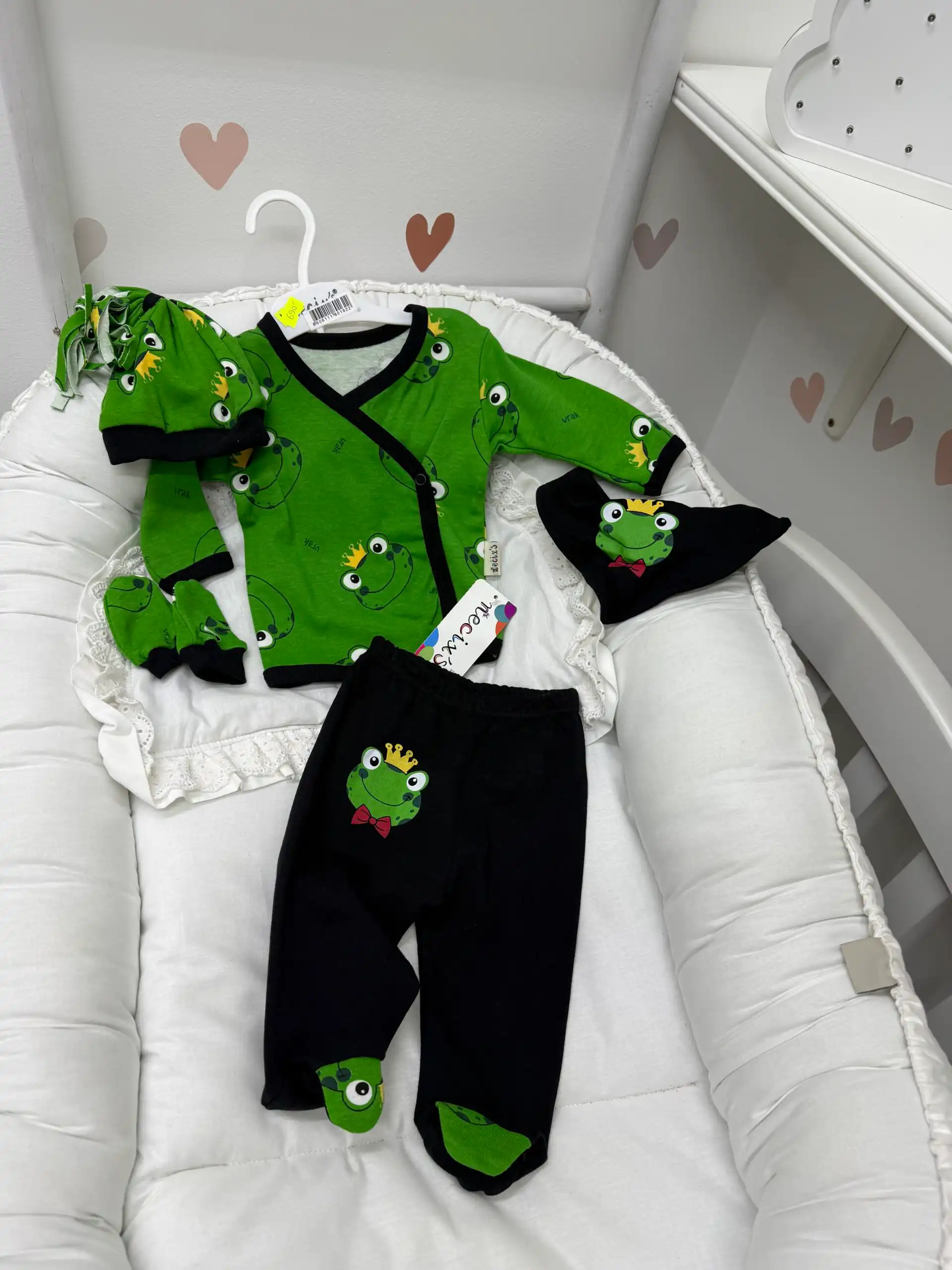 IMG_0378 Set za novorođenče 5/1 -Žabica - Slika 1