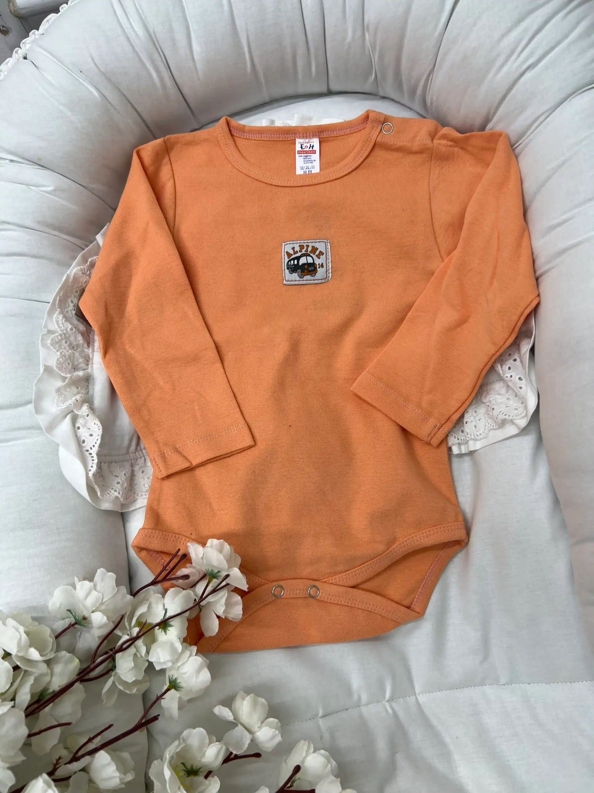 IMG_8943 Bodi - narandžasti - Slika 1