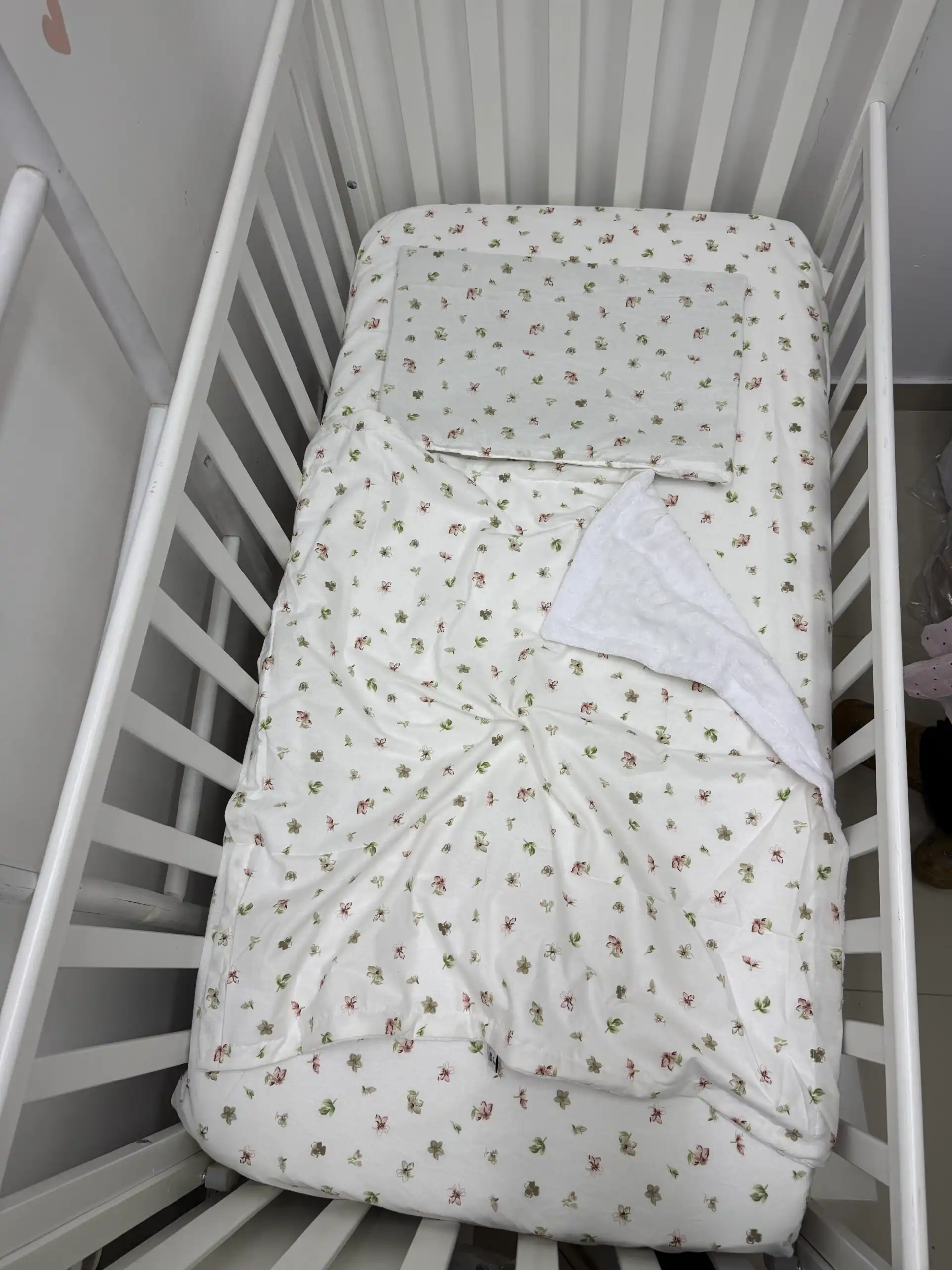 IMG_9846 Posteljina „Braon cvetić" - Slika 1