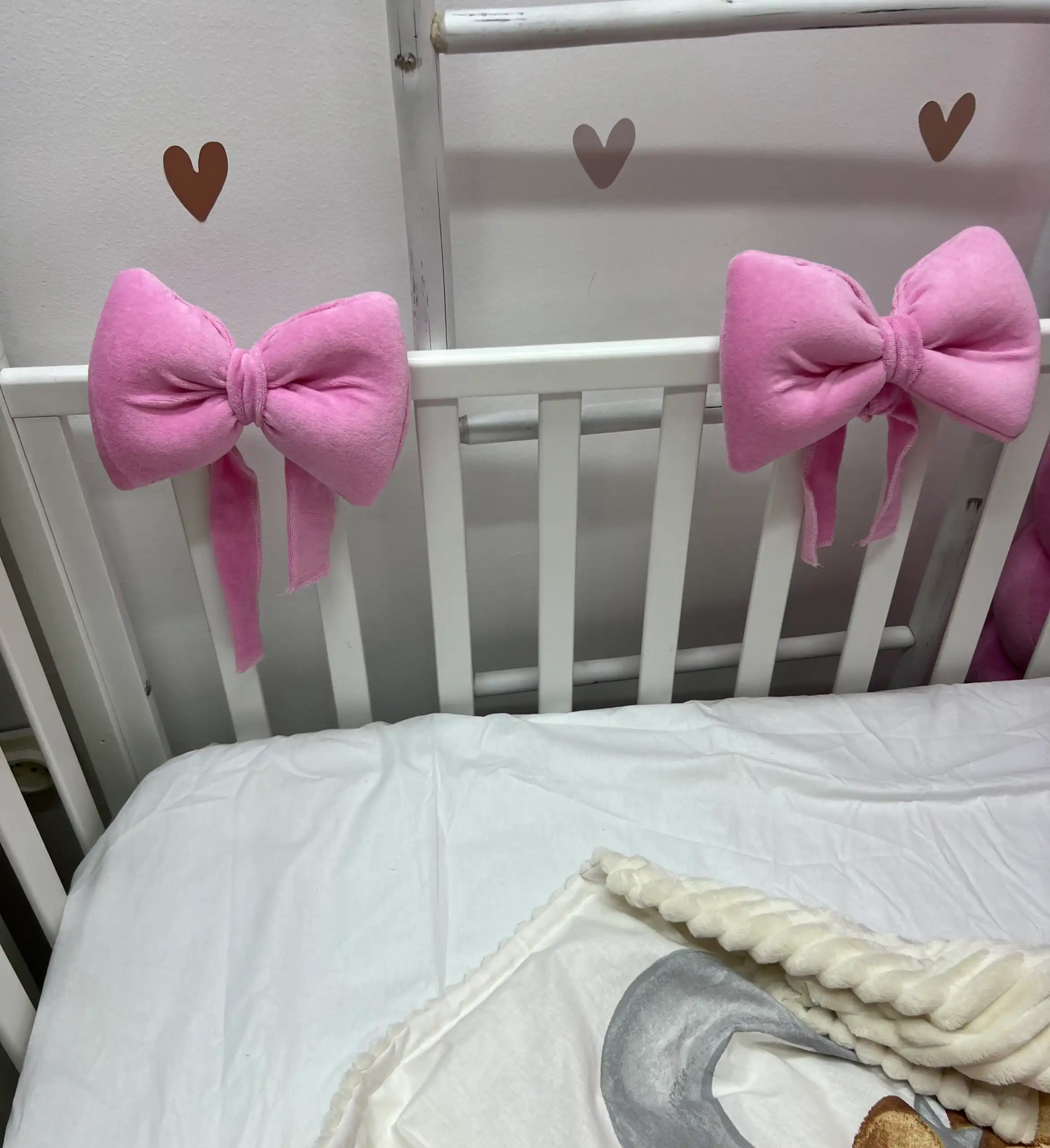 img_8036 Ukrasne mašnice za krevetac - Slika 1